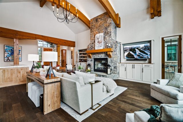 494 Silver Circle photo 11