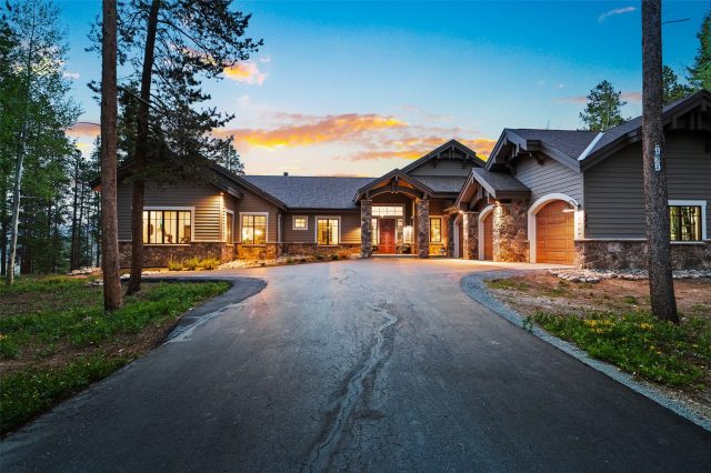 494 Silver Circle photo 21
