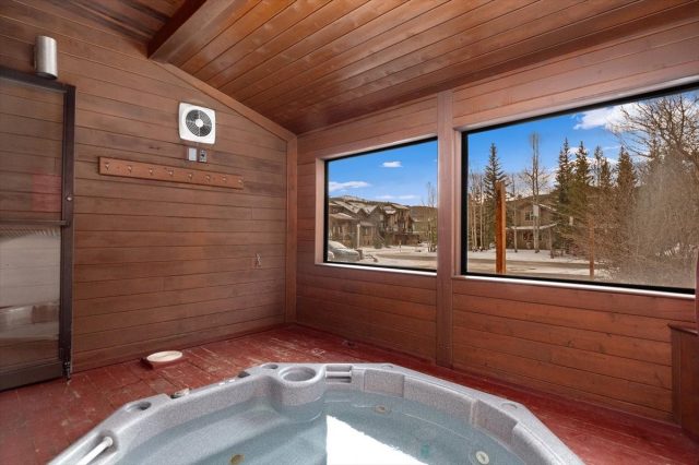 Condo in Cedar Lodge Condo, Frisco — photo 5 Condo in Cedar Lodge Condo, Frisco, CO — photo 5 (MLS S1065871)