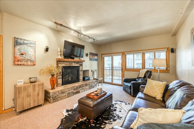 Condo in Plaza Three Condo, Breckenridge, CO — photo 1 (MLS S1065880)