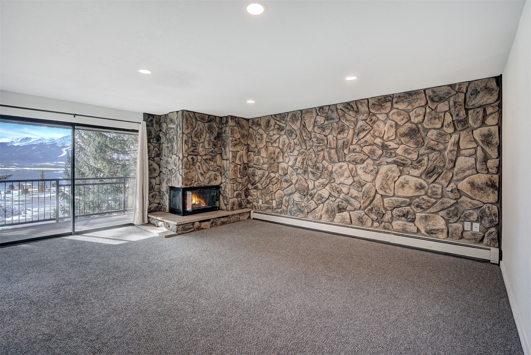 120 E La Bonte Street 202, Dillon, CO — main photo