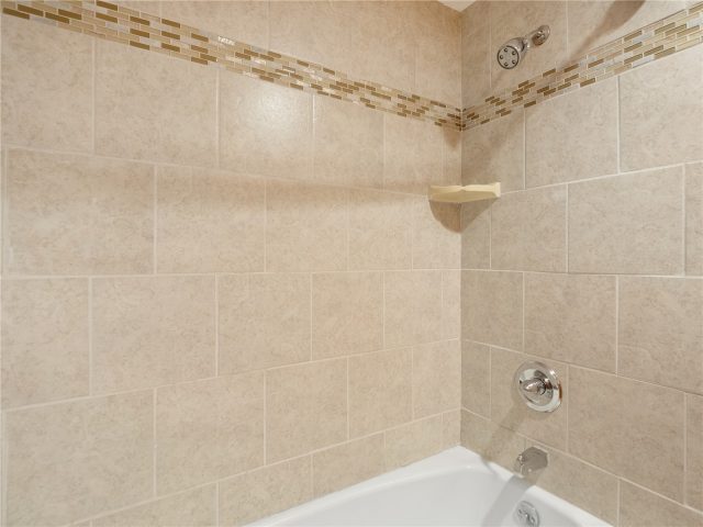 535 S Park Avenue 214 photo 10