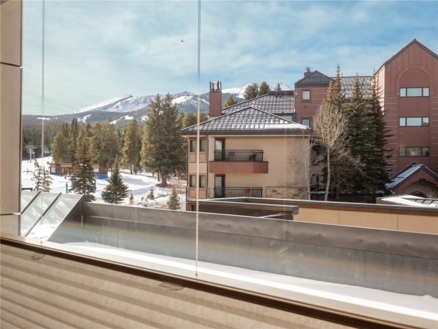 535 S Park Avenue 214 photo 11