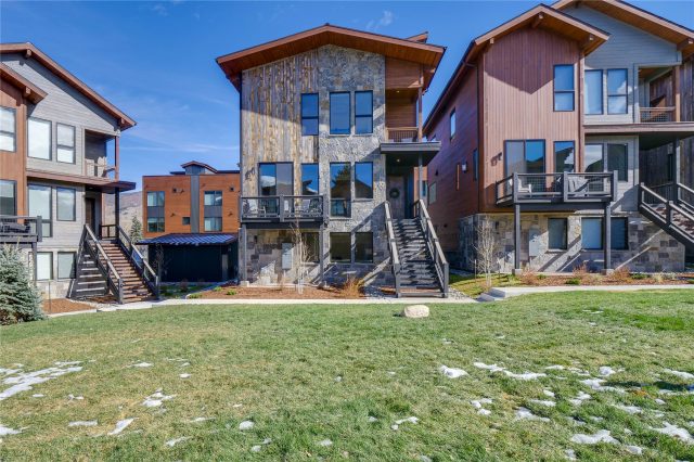 111 Geneva Drive W G1 photo 27