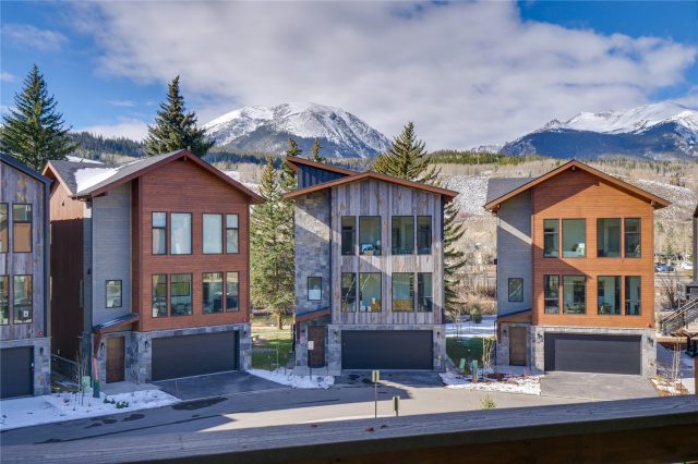 Home in Summit Blue, Silverthorne — photo 2 Home in Summit Blue, Silverthorne, CO — photo 2 (MLS S1065905)