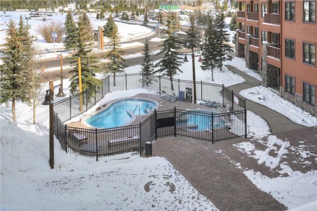 105 Wheeler Circle 403 photo 21