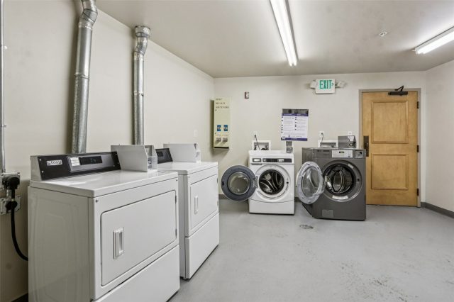 105 Wheeler Circle 403 photo 25
