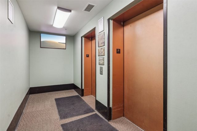 105 Wheeler Circle 403 photo 28