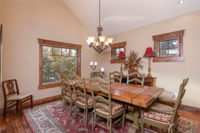591 Elk Circle photo 9