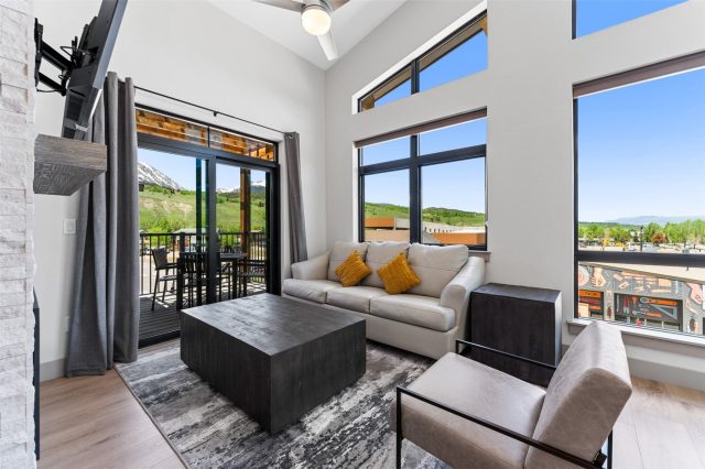 Condo in 4th Street Crossing, Silverthorne, CO — photo 1 (MLS S1065966)