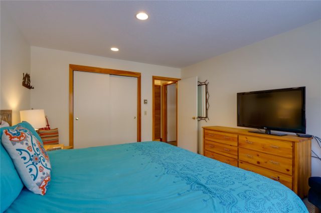180 Tennis Club Road 1655 photo 31
