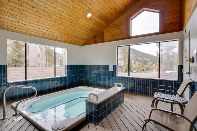 180 Tennis Club Road 1655 photo 41