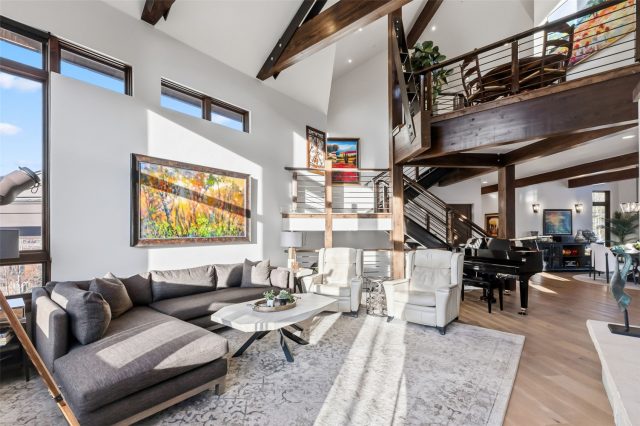 Home in Eagles Nest Golf Course Sub, Silverthorne, CO — photo 3 (MLS S1066050)