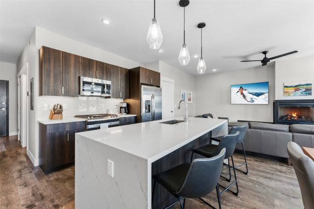 930 Blue River Parkway 534 photo 11