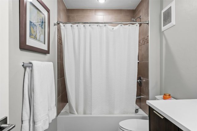 930 Blue River Parkway 534 photo 20