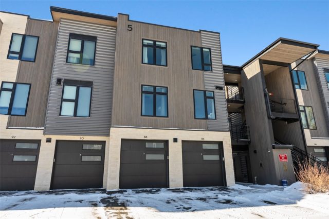 930 Blue River Parkway 534 photo 30