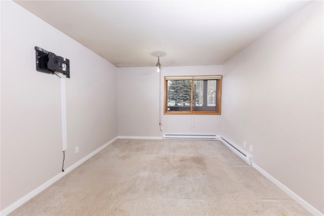 22804 Us Highway 6 103 photo 10
