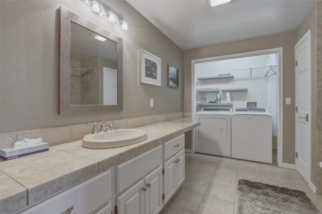 134 Ensign Drive A photo 25
