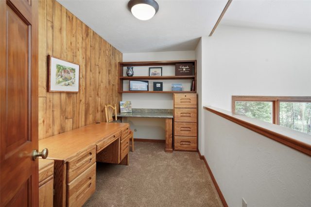 112 N Pine Street photo 16