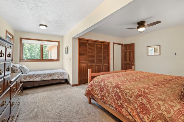 112 N Pine Street photo 20