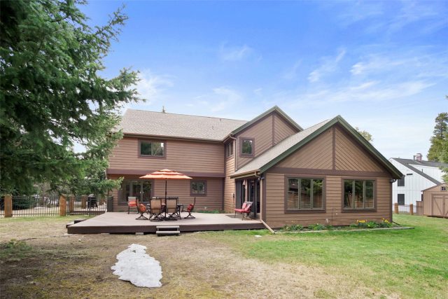 112 N Pine Street photo 27