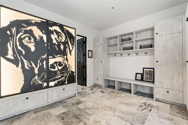 364 Gold King Way photo 28