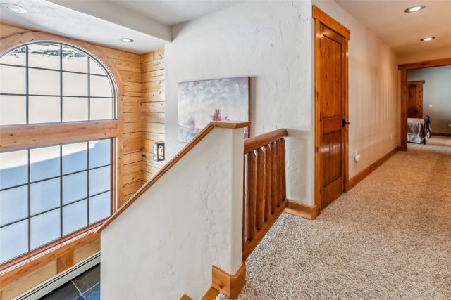 351 Kimmes Lane photo 32