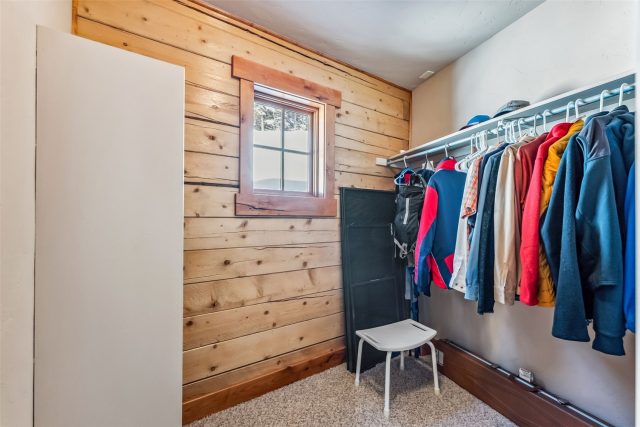 351 Kimmes Lane photo 42