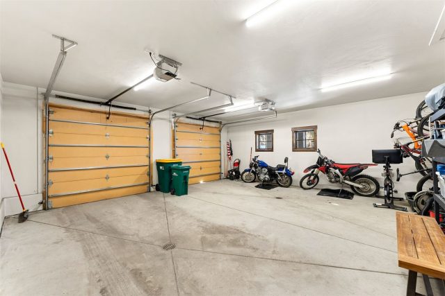 713 Fairways Drive photo 32