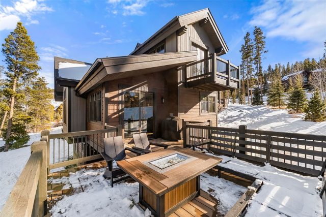 713 Fairways Drive photo 34