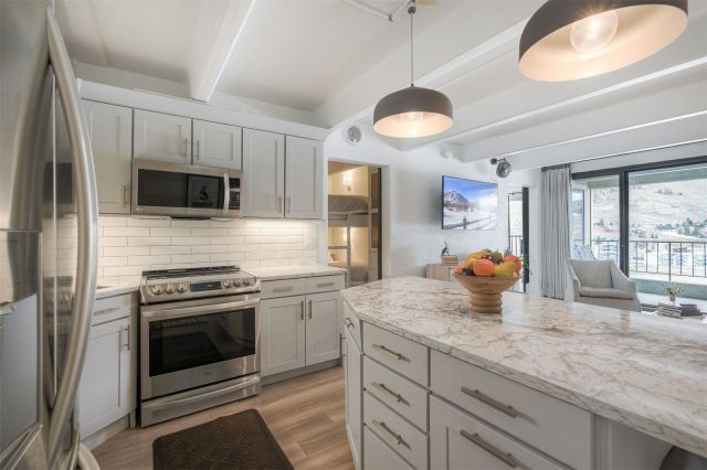 220 E La Bonte Street 231 photo 7