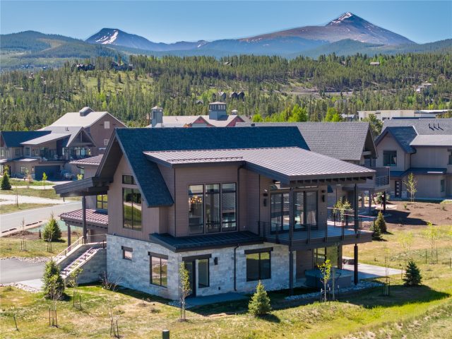 Home in Highlands Riverfront Subdivision Filing No.1, Breckenridge, CO — photo 4 (MLS S1066248)