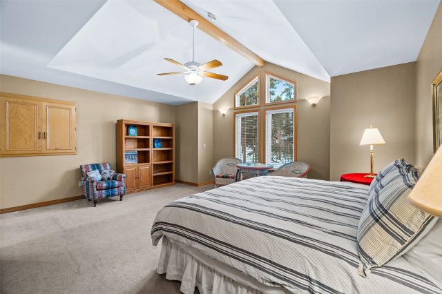 696 Moonstone Road photo 16