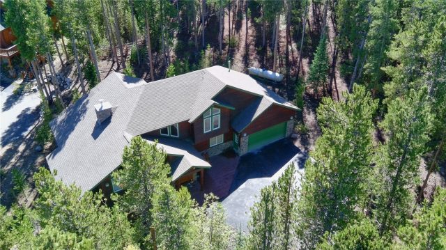 696 Moonstone Road photo 31