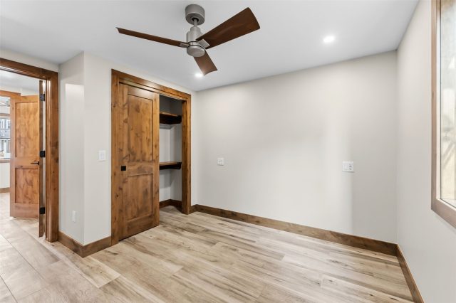 208 S 4th Avenue photo 39