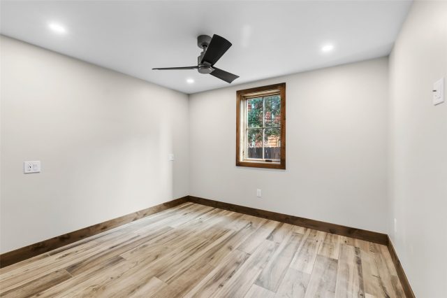 208 S 4th Avenue photo 40