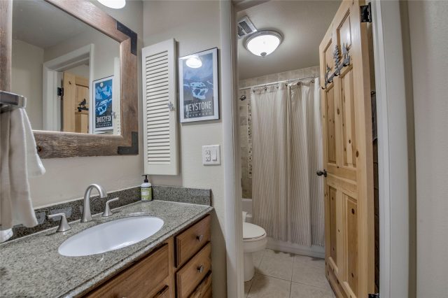 401 W La Bonte Street 206 photo 19