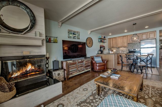 401 W La Bonte Street 206 photo 6