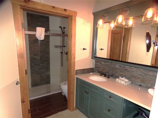 100 Dercum Square 8359 photo 13
