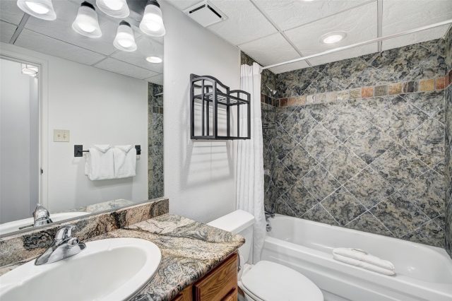 631 Village Road 31460 photo 10