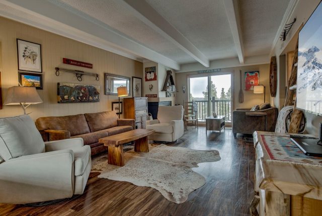 Condo in Ski And Racquet Club Condo, Breckenridge, CO — photo 1 (MLS S1066349)