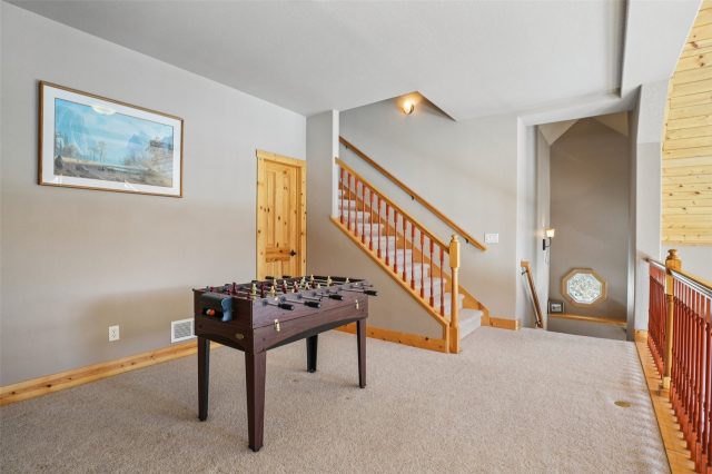 261 Kimmes Lane photo 17