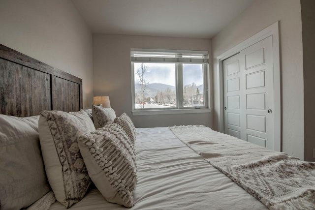 235 E La Bonte Street 108 photo 24