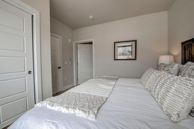 235 E La Bonte Street 108 photo 25
