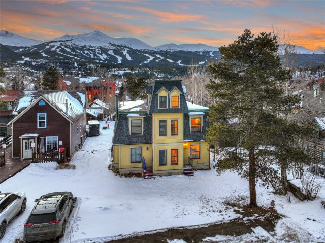 Duplex in Yingling And Mickles Addition Sub, Breckenridge, CO — photo 2 (MLS S1066416)