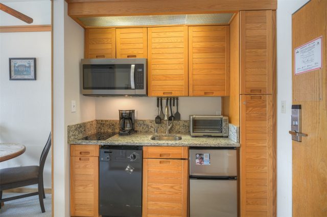 Condo in Slopeside, Keystone — photo 2 Condo in Slopeside, Keystone, CO — photo 2 (MLS S1066422)