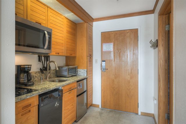 Condo in Slopeside, Keystone — photo 3 Condo in Slopeside, Keystone, CO — photo 3 (MLS S1066422)