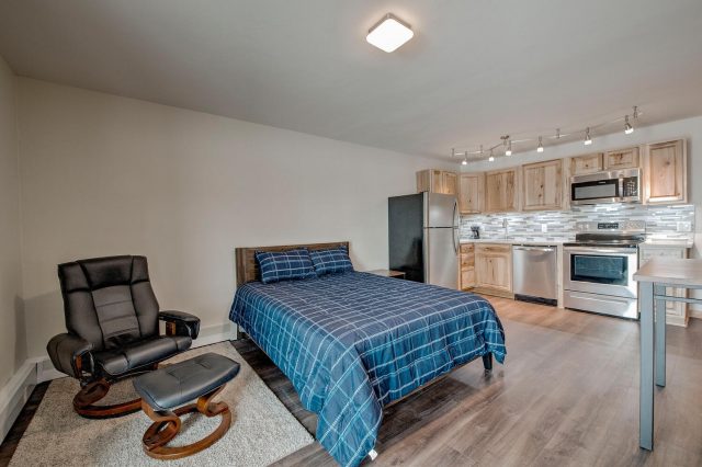 Condo in Dillon Valley East Condo, Dillon, CO — photo 4 (MLS S1067427)