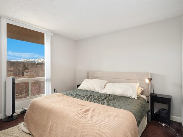 290 Straight Creek Drive 107 photo 10