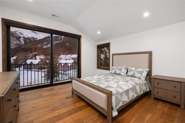 91 Masters Drive photo 28